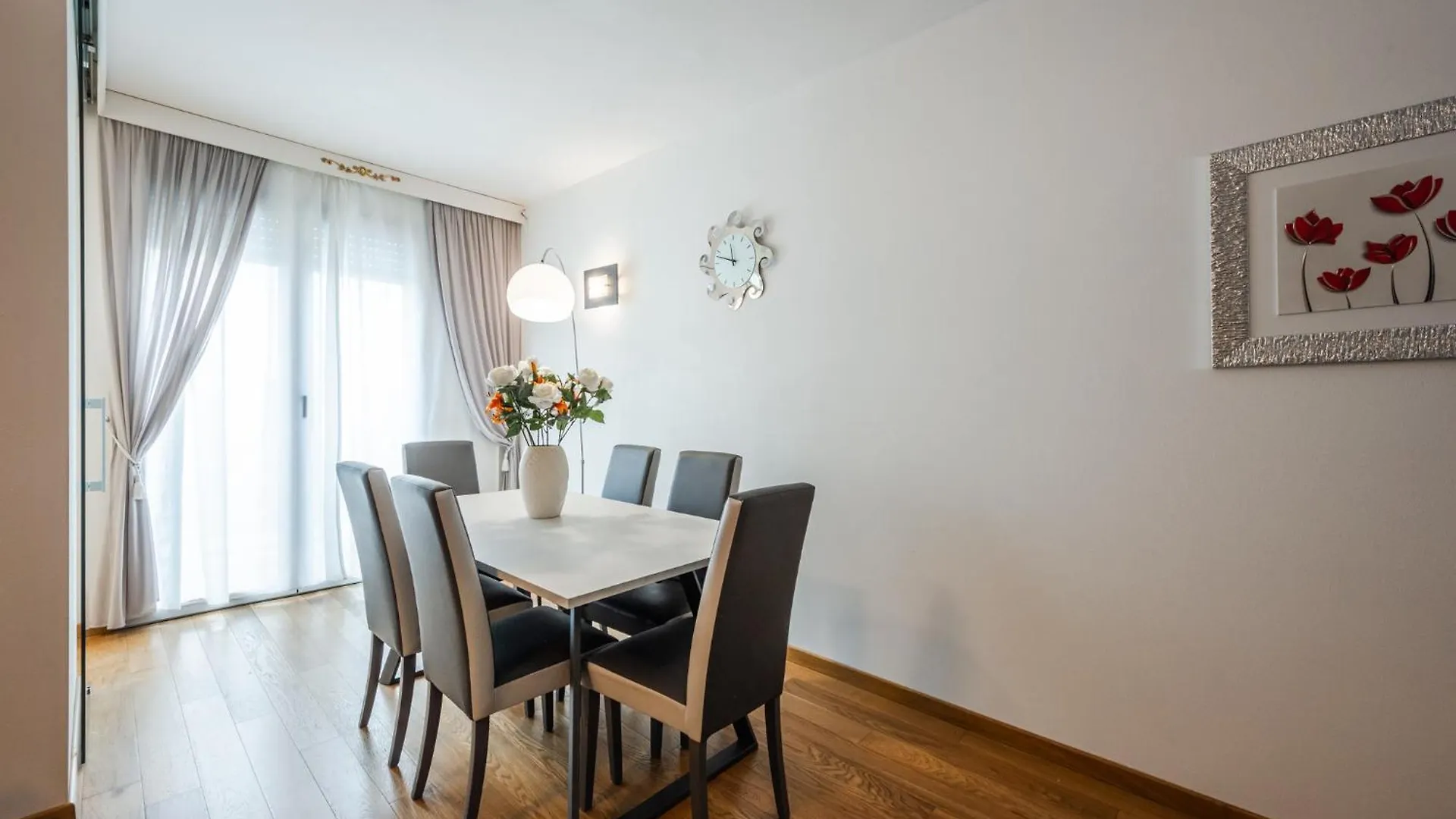 Emilia Suite Street Modena Italia