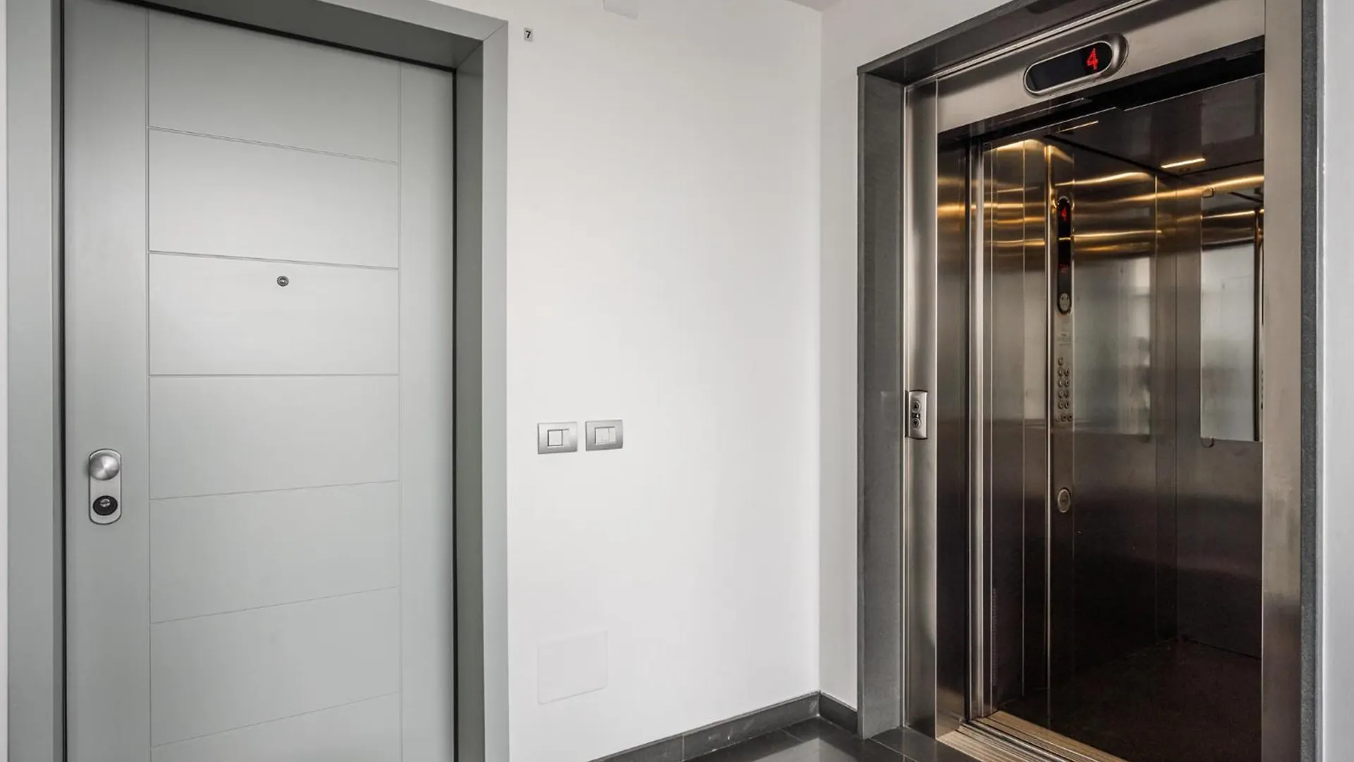 Emilia Suite Street Modena
